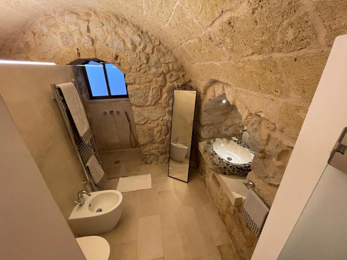 Вилла Le Liame Antico Trullo Гальяно-дель-Капо Экстерьер фото